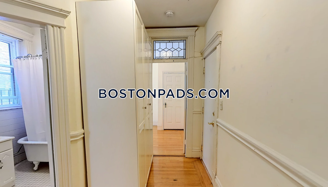 1 bed, 1 bath apartment for rent at 15 Queensberry St Unit 31, Fenway — photo 5 of 11