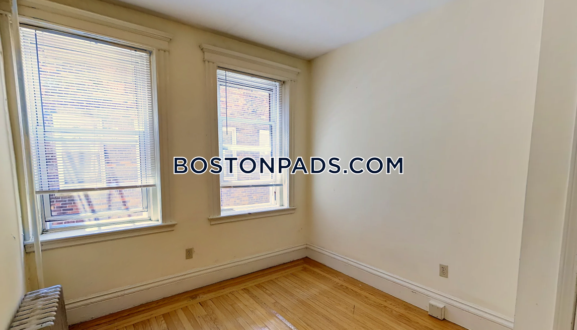 1 bed, 1 bath apartment for rent at 15 Queensberry St Unit 31, Fenway — photo 4 of 11