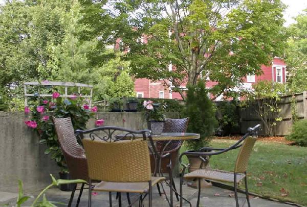 345 Franklin St, Cambridgeport