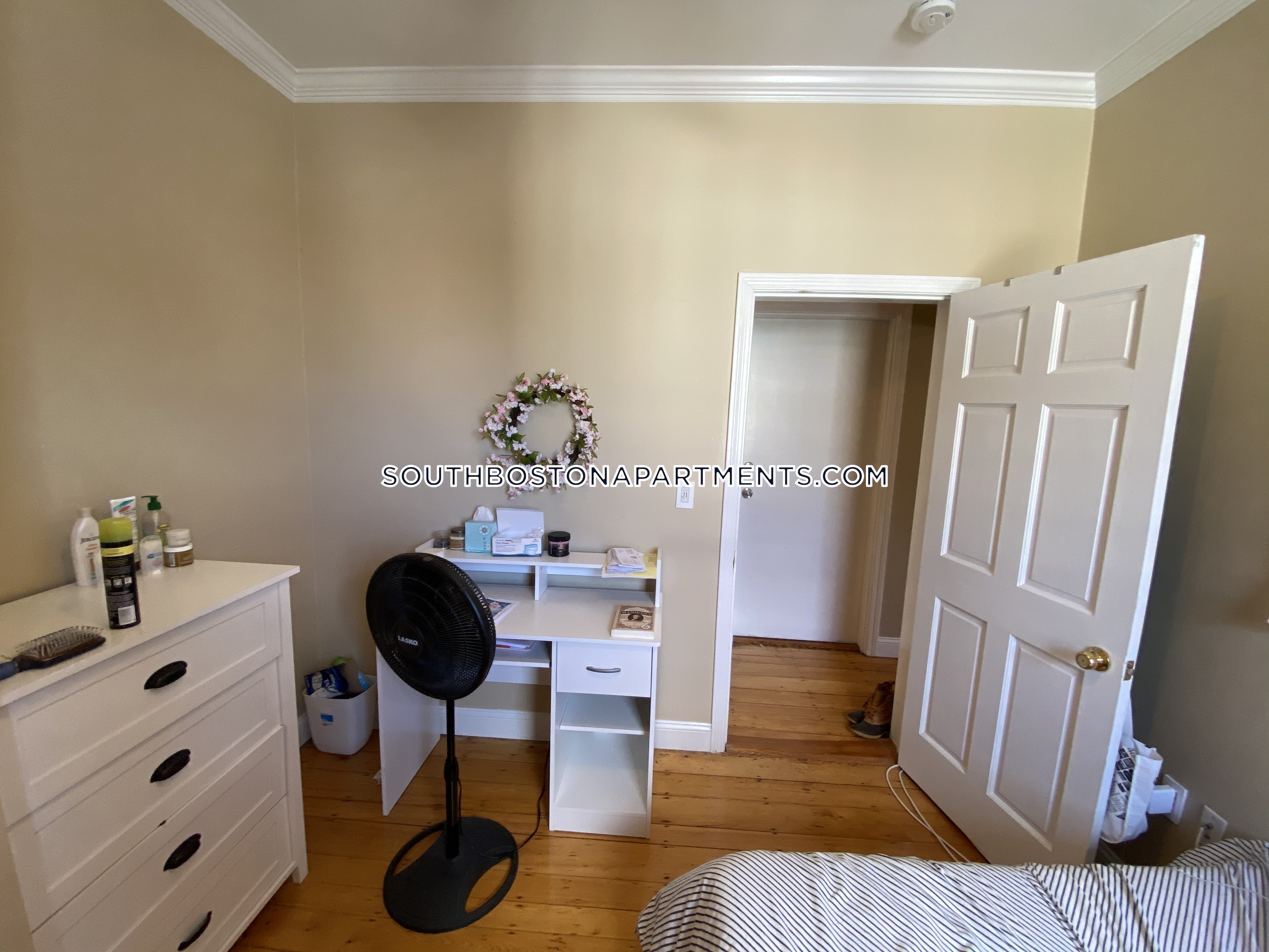 4 bed, 1.5 bath apartment for rent at 595 4th St Unit 2, South Boston — photo 21 of 42