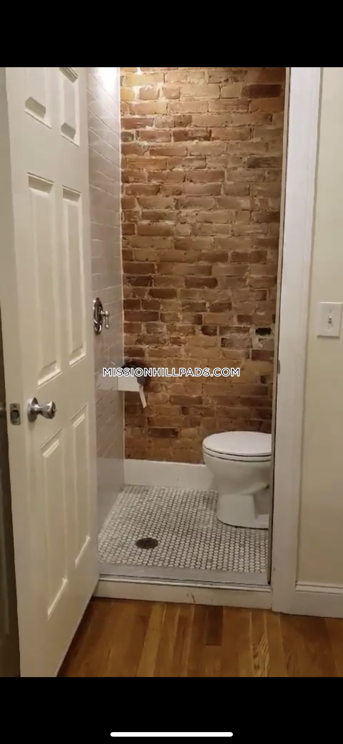 3 bed, 2 bath apartment for rent at 830 Huntington Ave Unit 1, Mission Hill — photo 21 of 23