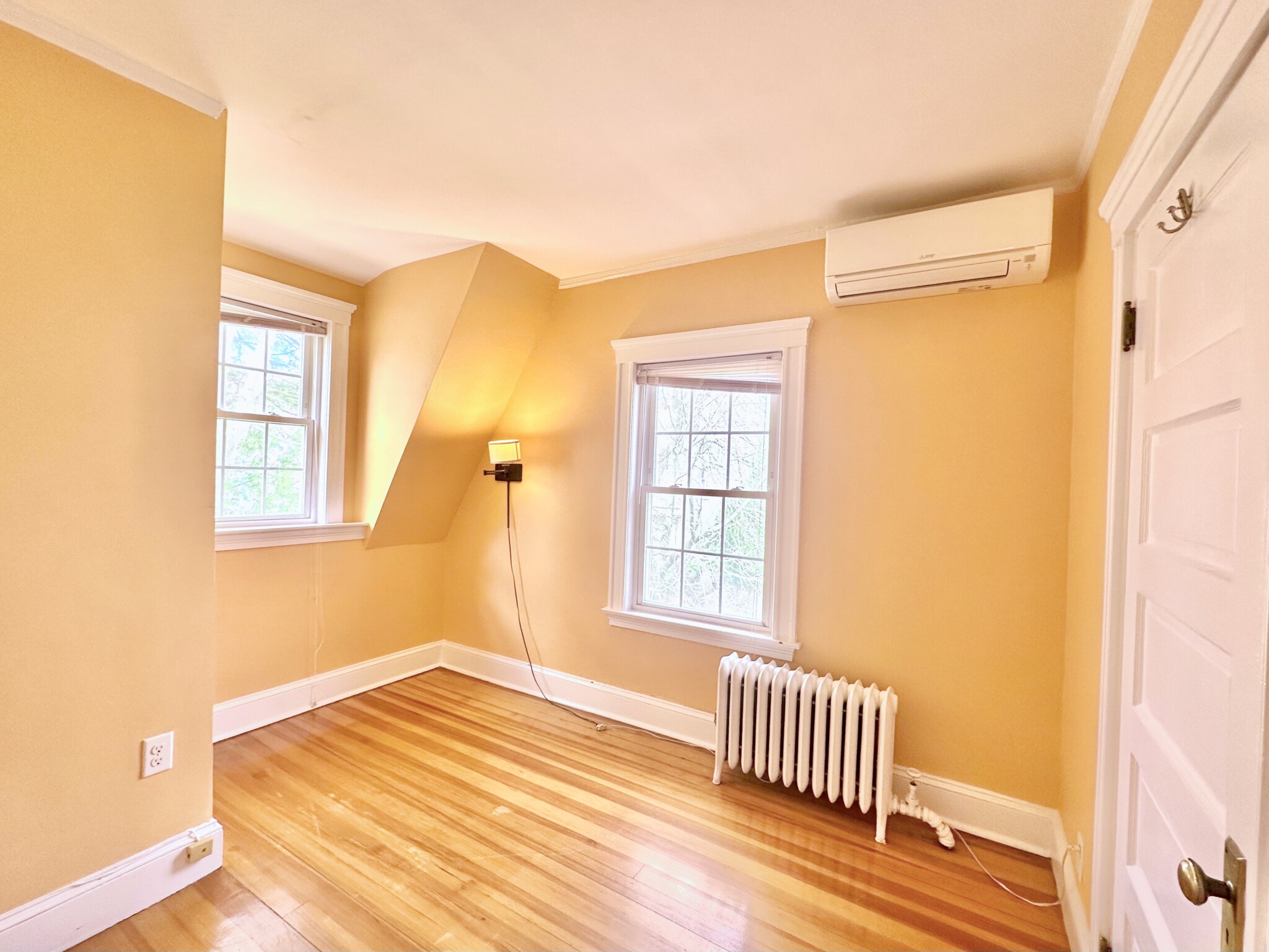 94 Florian St, Jamaica Plain