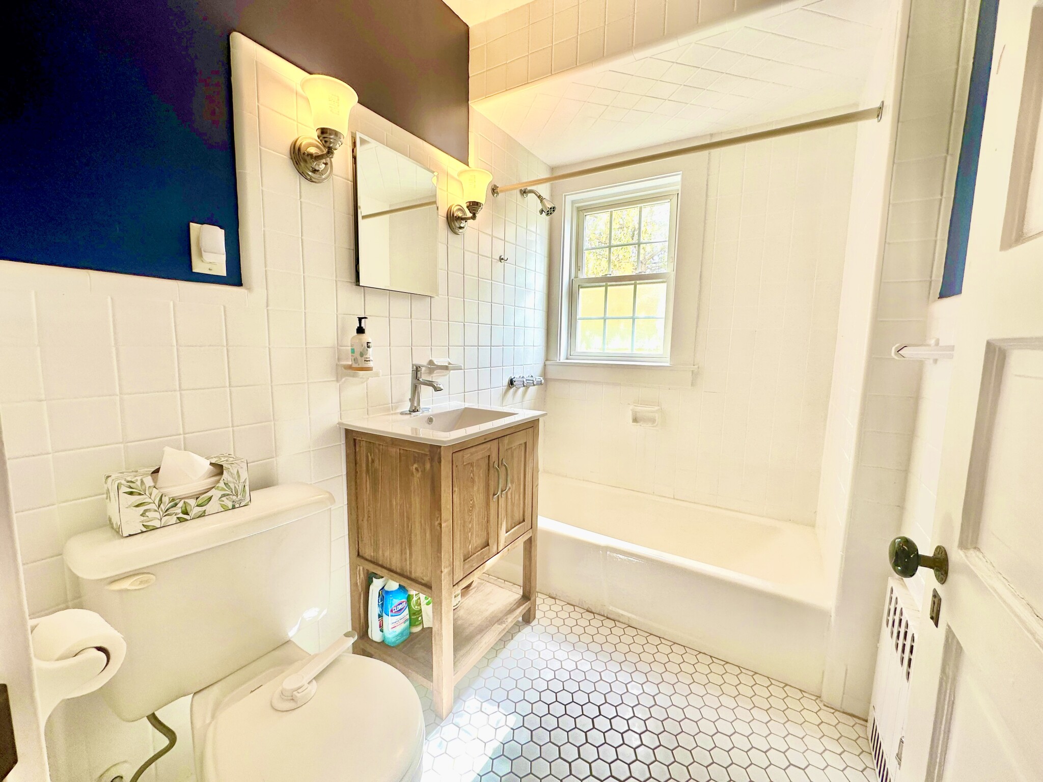 94 Florian St, Jamaica Plain