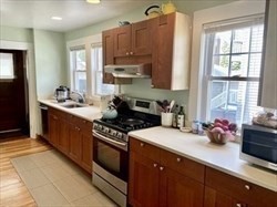 8 Dalton Rd, Belmont