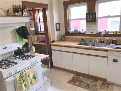 27 Garrison Ave, West Somerville