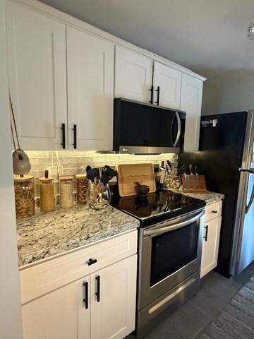 25 Patrick Rd, Tewksbury