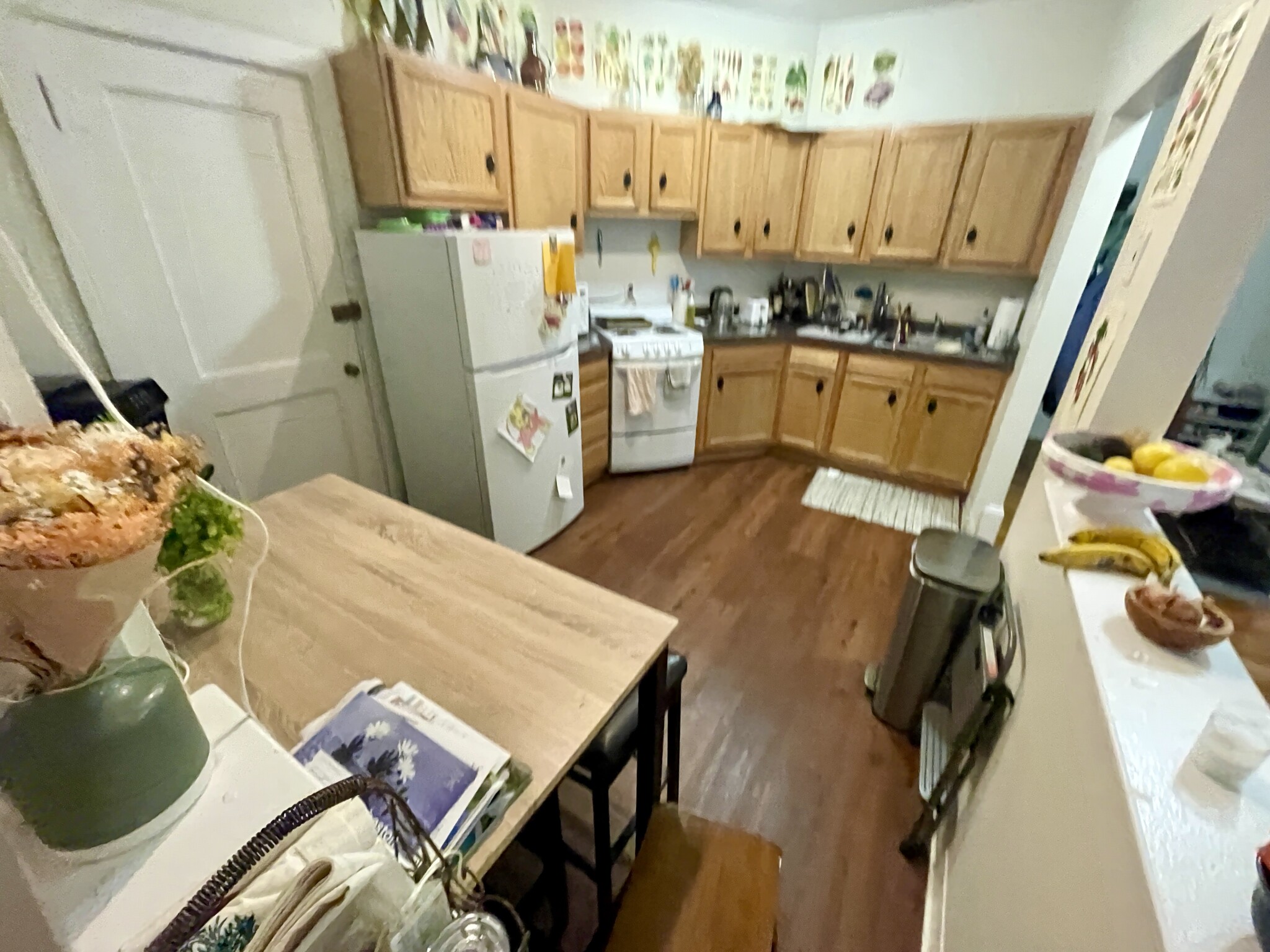 2 split bed, 1 bath apartment for rent at 1581 Beacon St Unit 4, Washington Square — photo 3 of 4