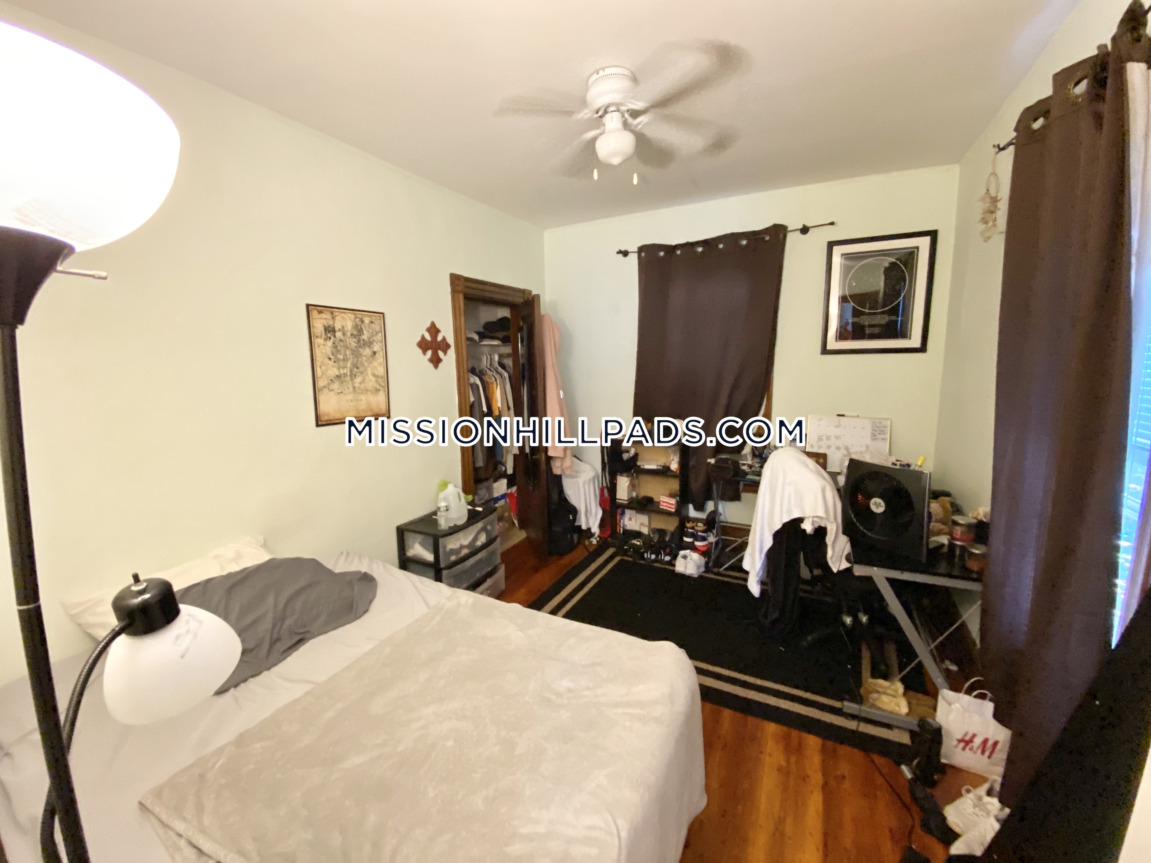 4 bed, 1 bath apartment for rent at 67 Hillside St Unit 2, Mission Hill — photo 2 of 28