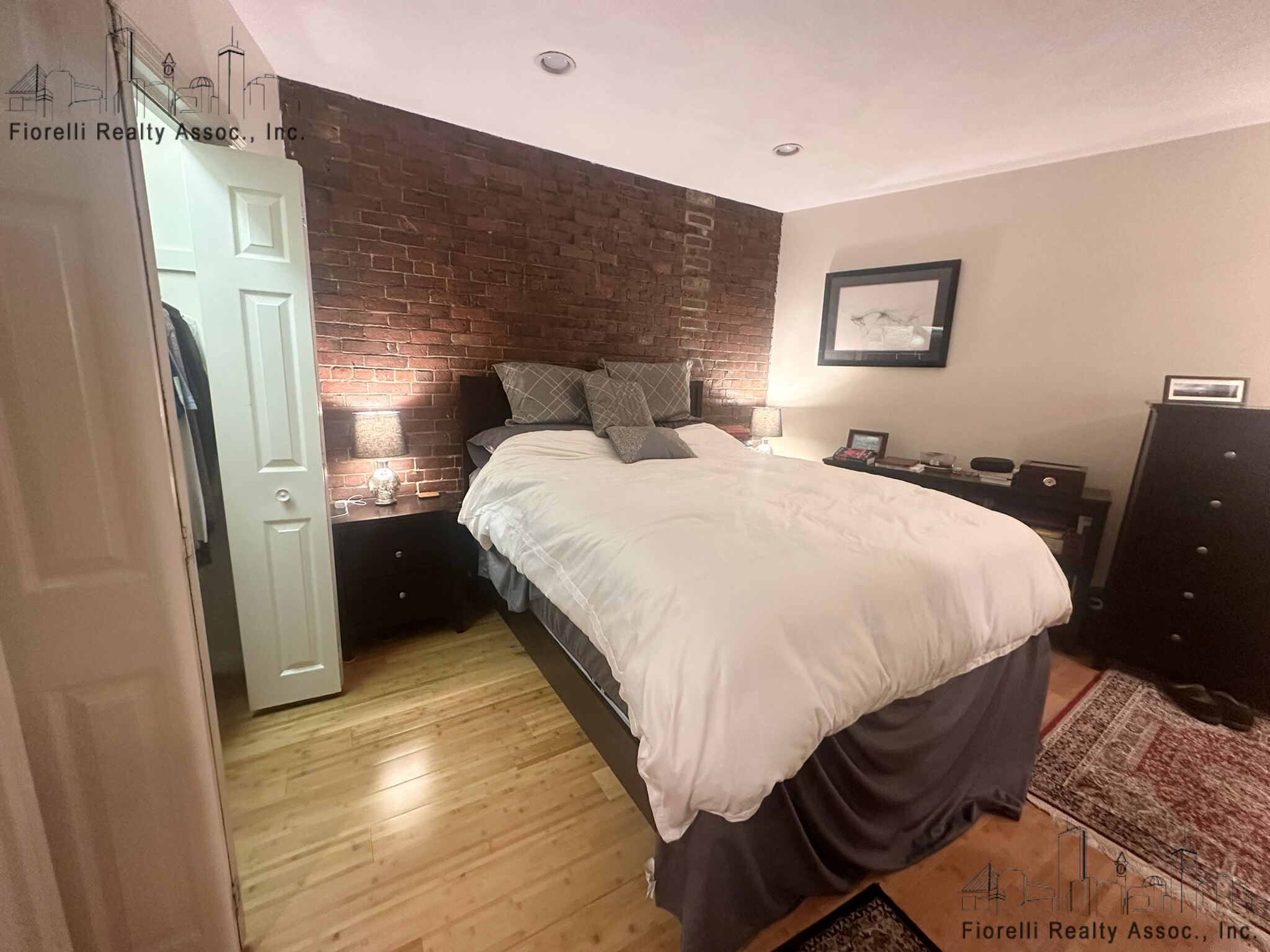 280 North St, North End