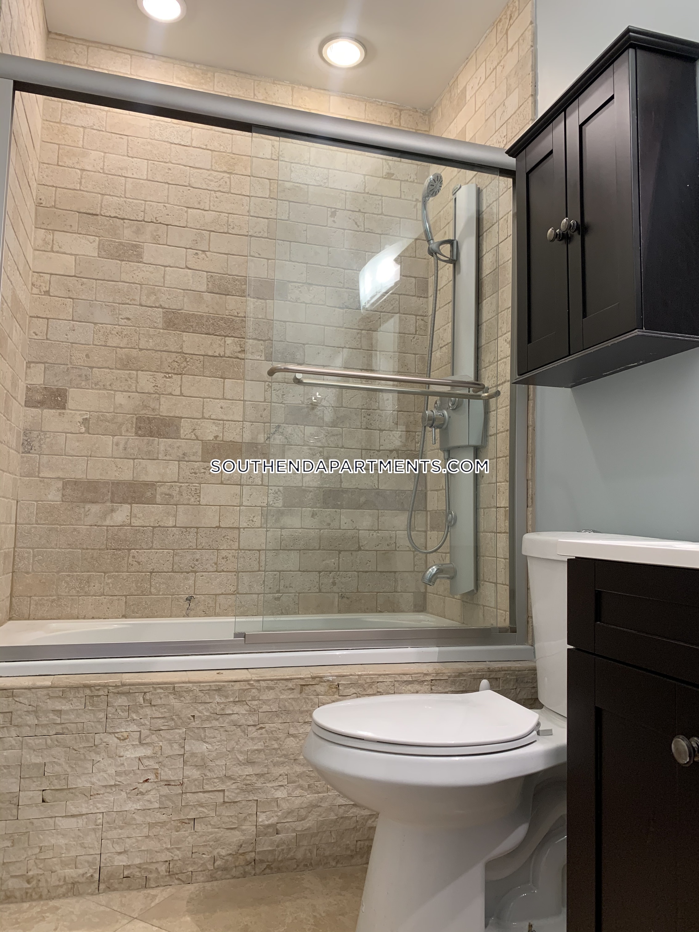 2 bed, 1 bath apartment for rent at 9 Cortes Unit 3, South End — photo 11 of 12