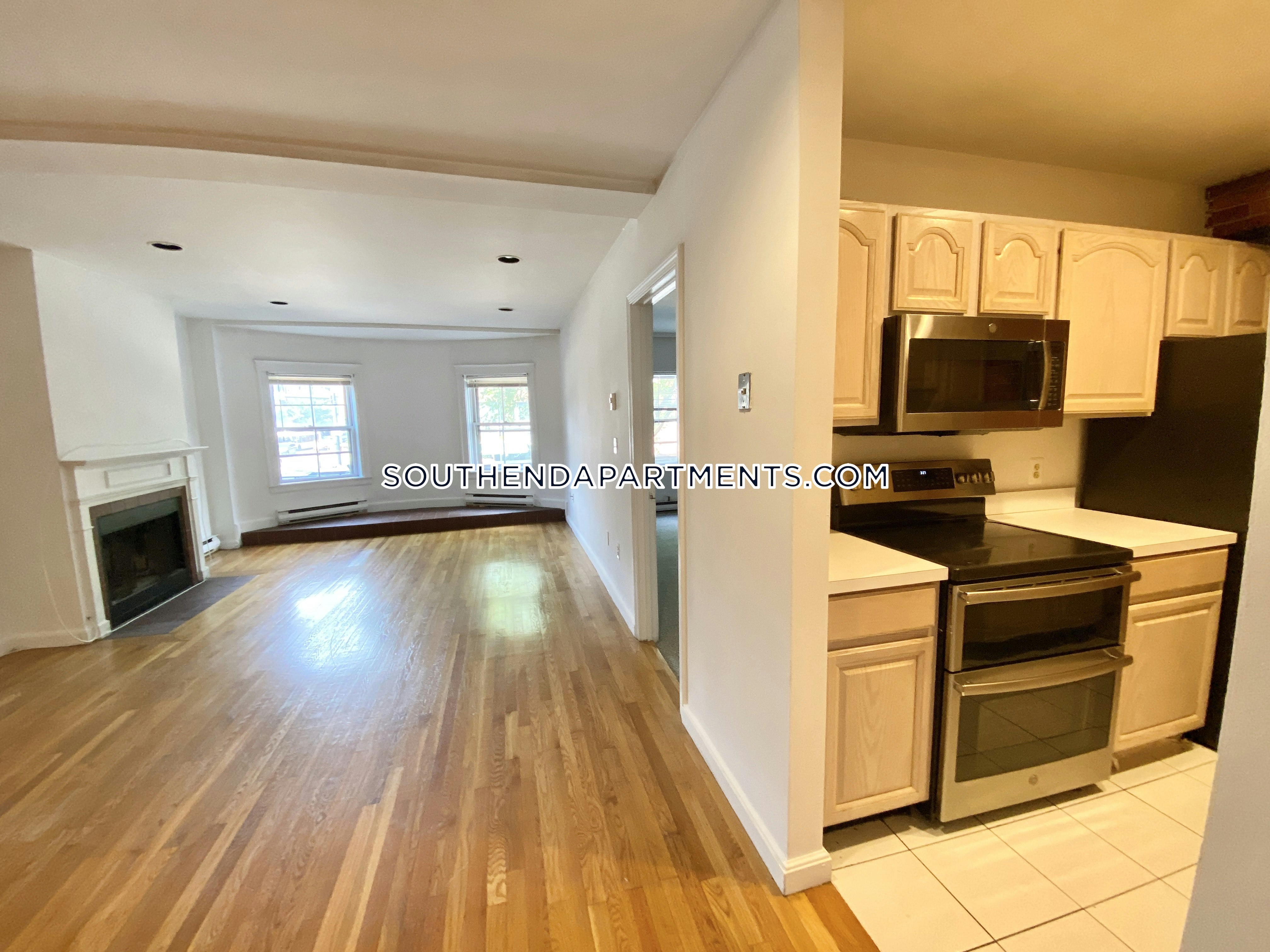 3 bed, 1 bath apartment for rent at 1750 Washington St Unit 3, South End — photo 2 of 5