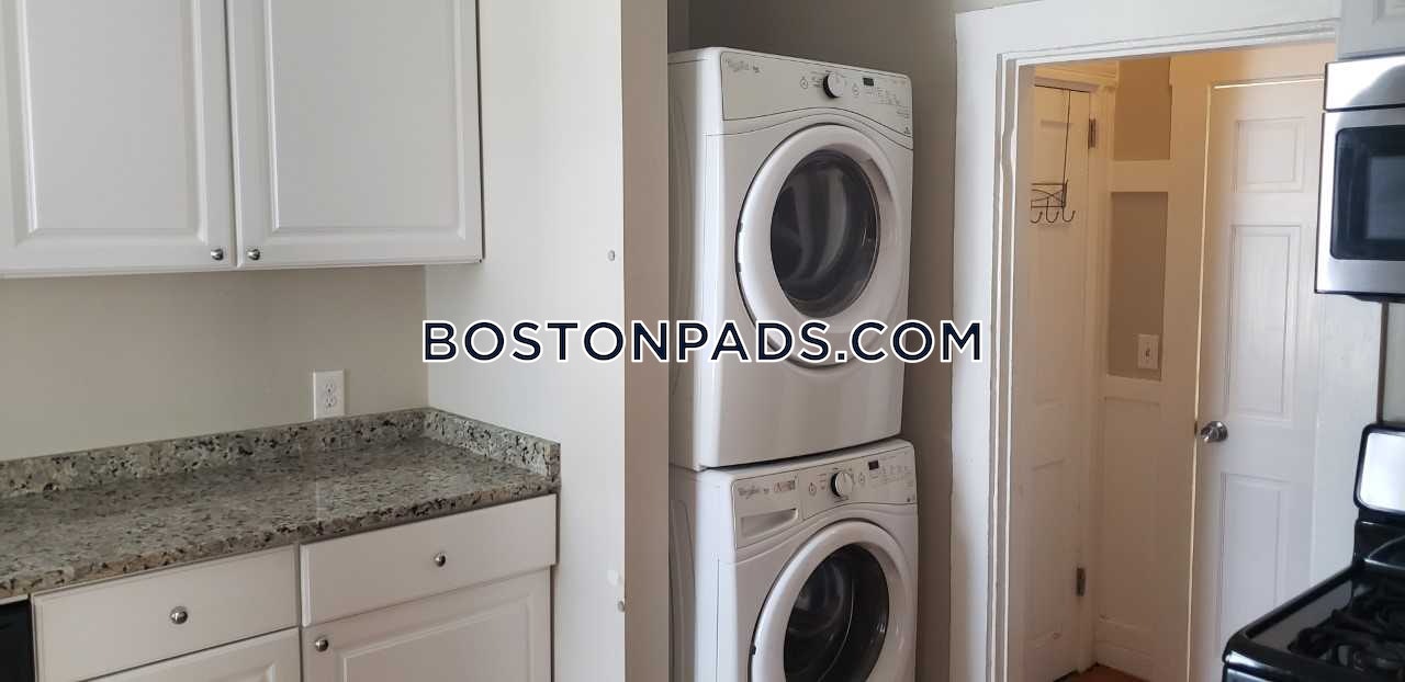 3 bed, 1 bath apartment for rent at 515 Medford St, Winter Hill — photo 34 of 38