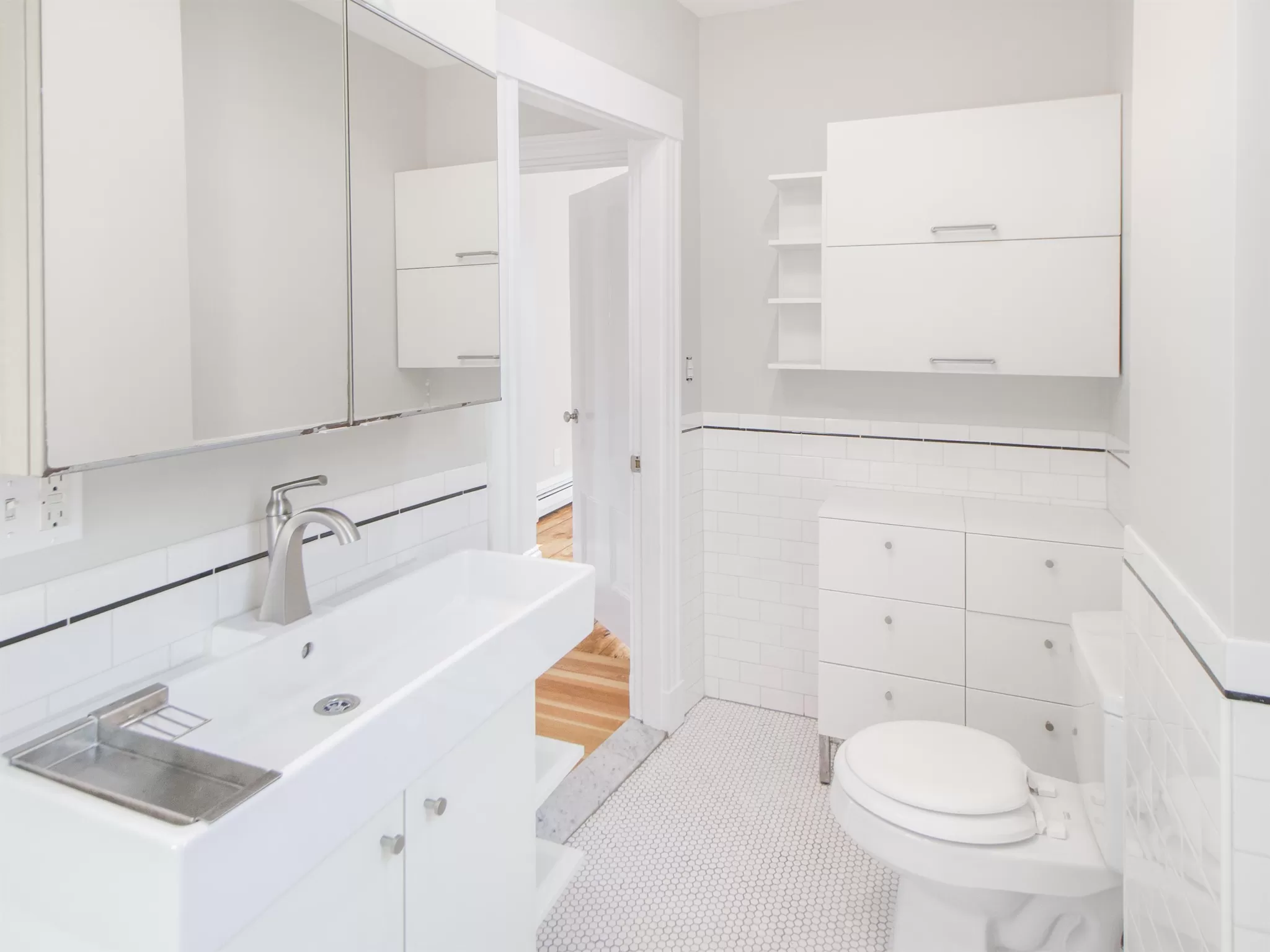 2 bed, 1 bath apartment for rent at 24 Suffolk St Unit 3, The Port — photo 6 of 10