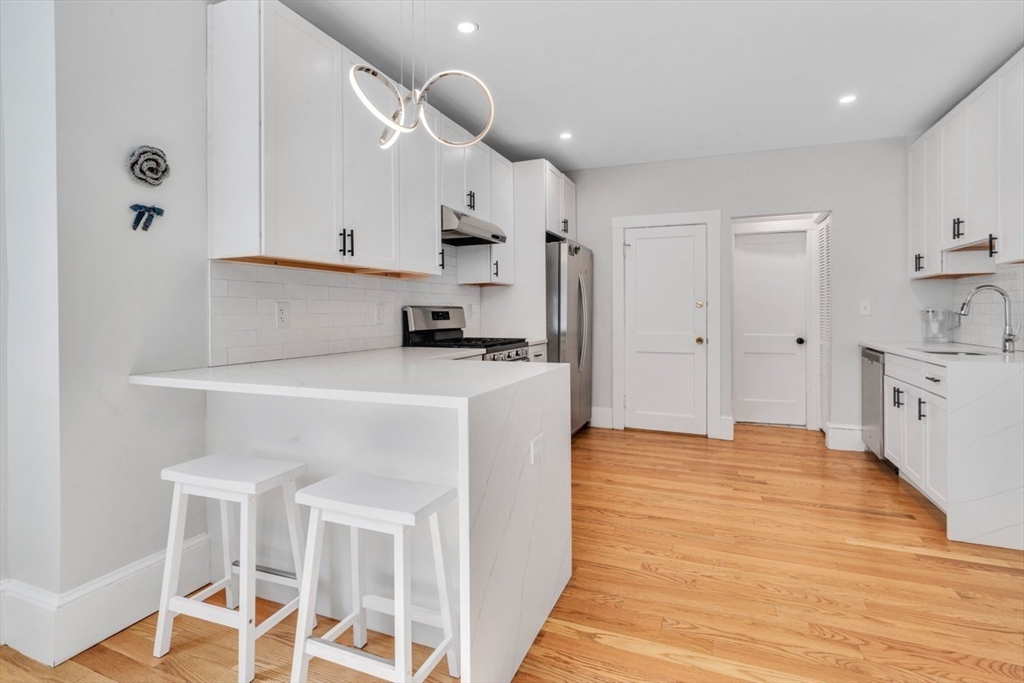 99 Kilsyth Rd, Brighton