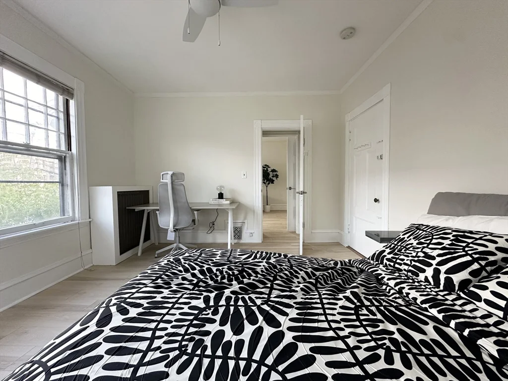 71A Gardner St, Allston