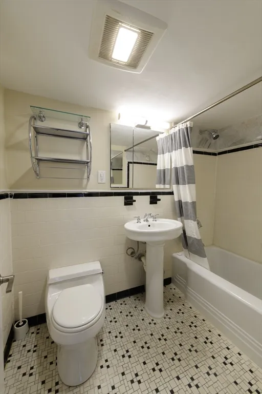 335 Beacon St, Back Bay