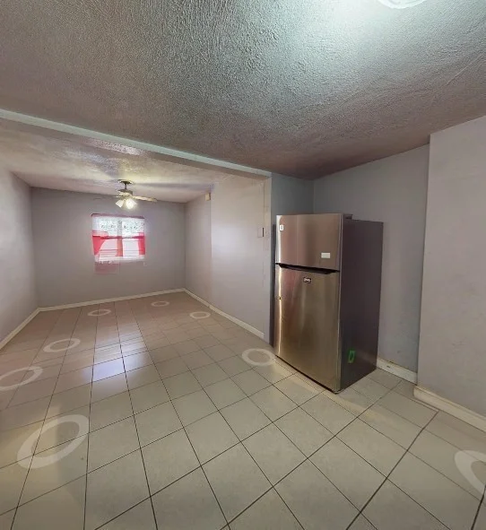 50 Plymouth St, Everett