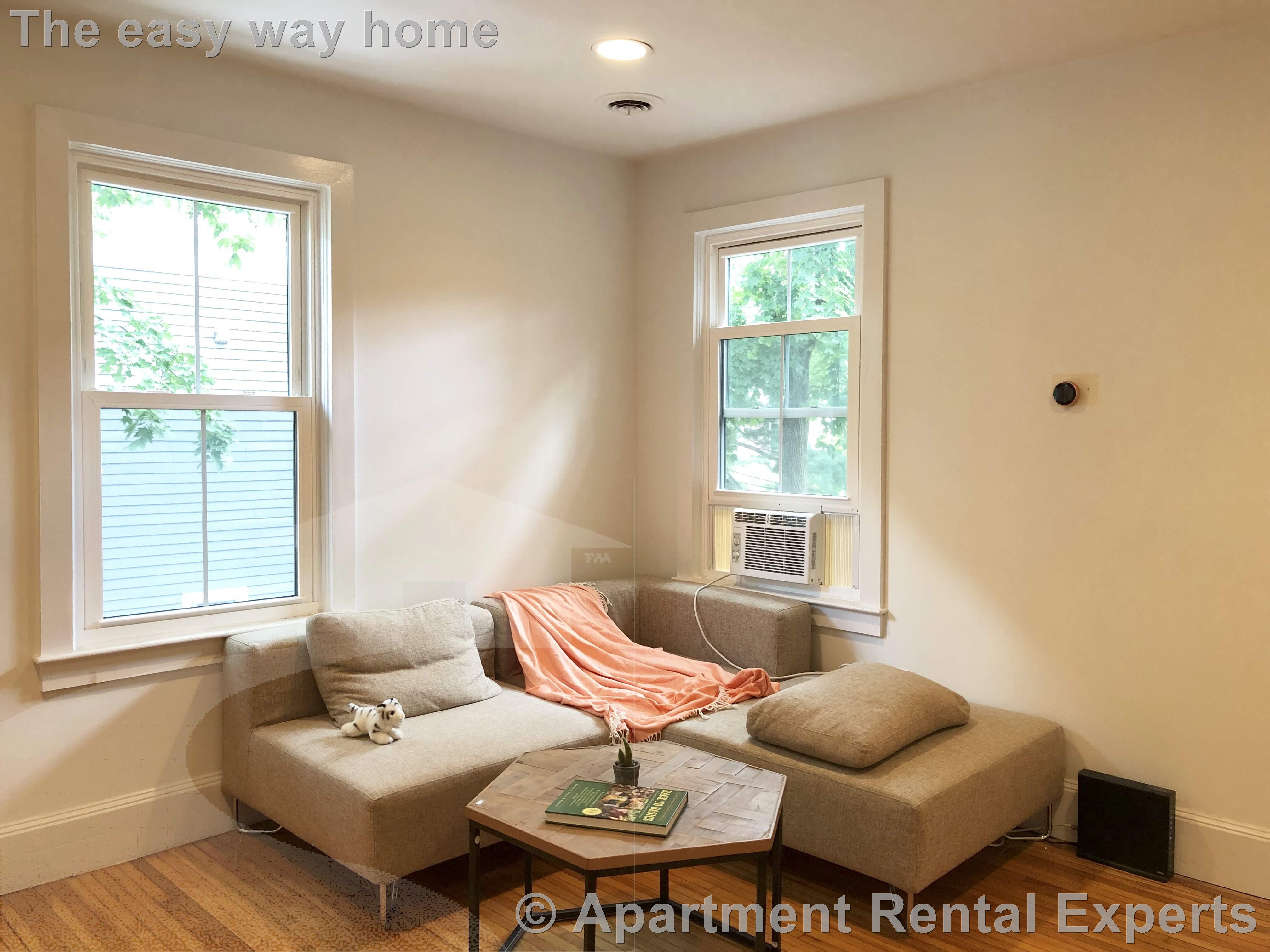 218 Harvard St, Central Square