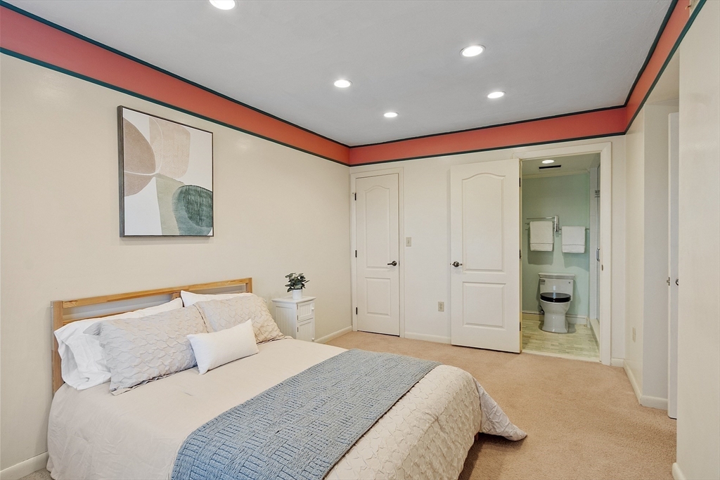 200 Falls Blvd, Quincy