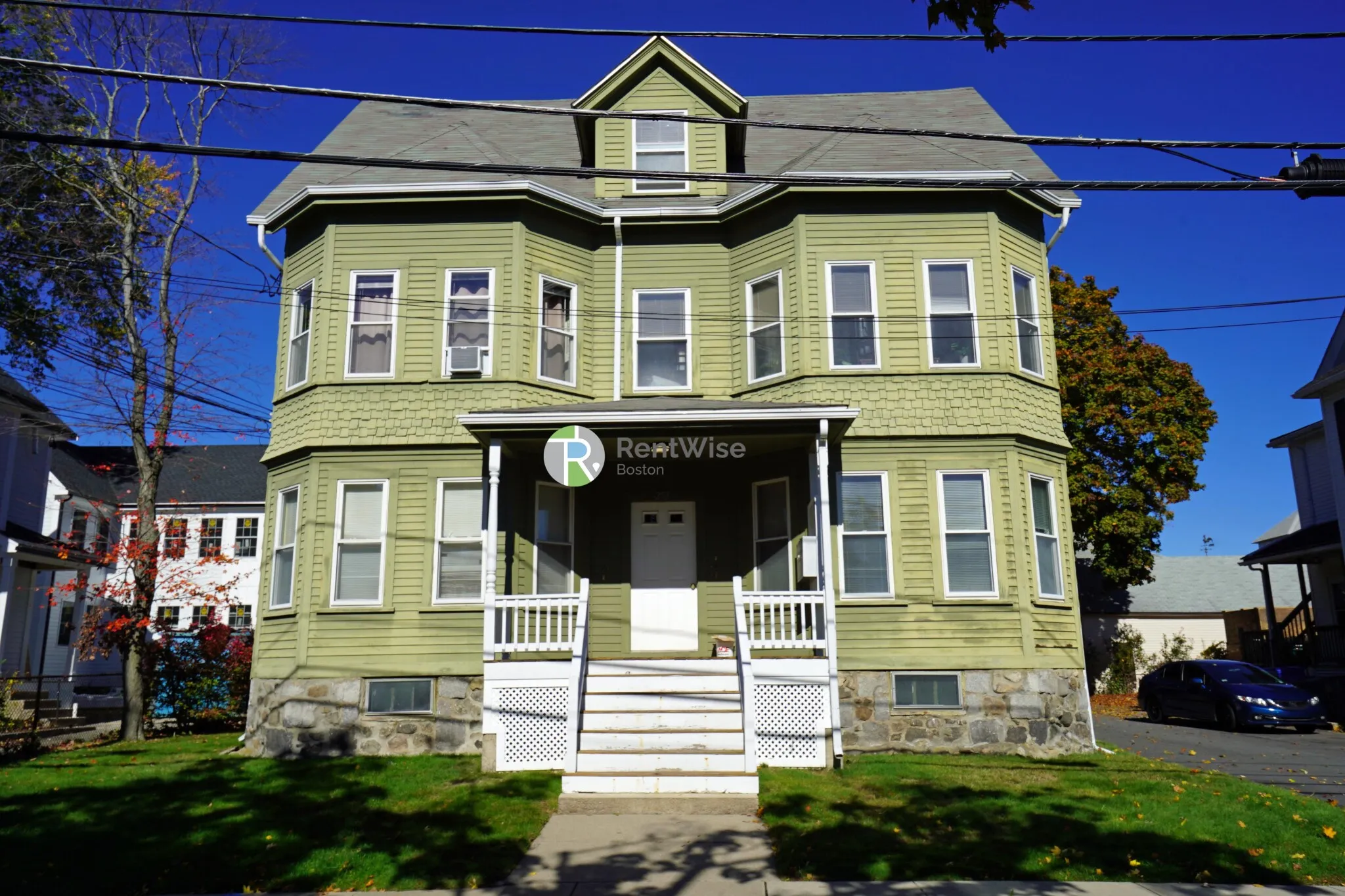 252 Ash St, South Side
