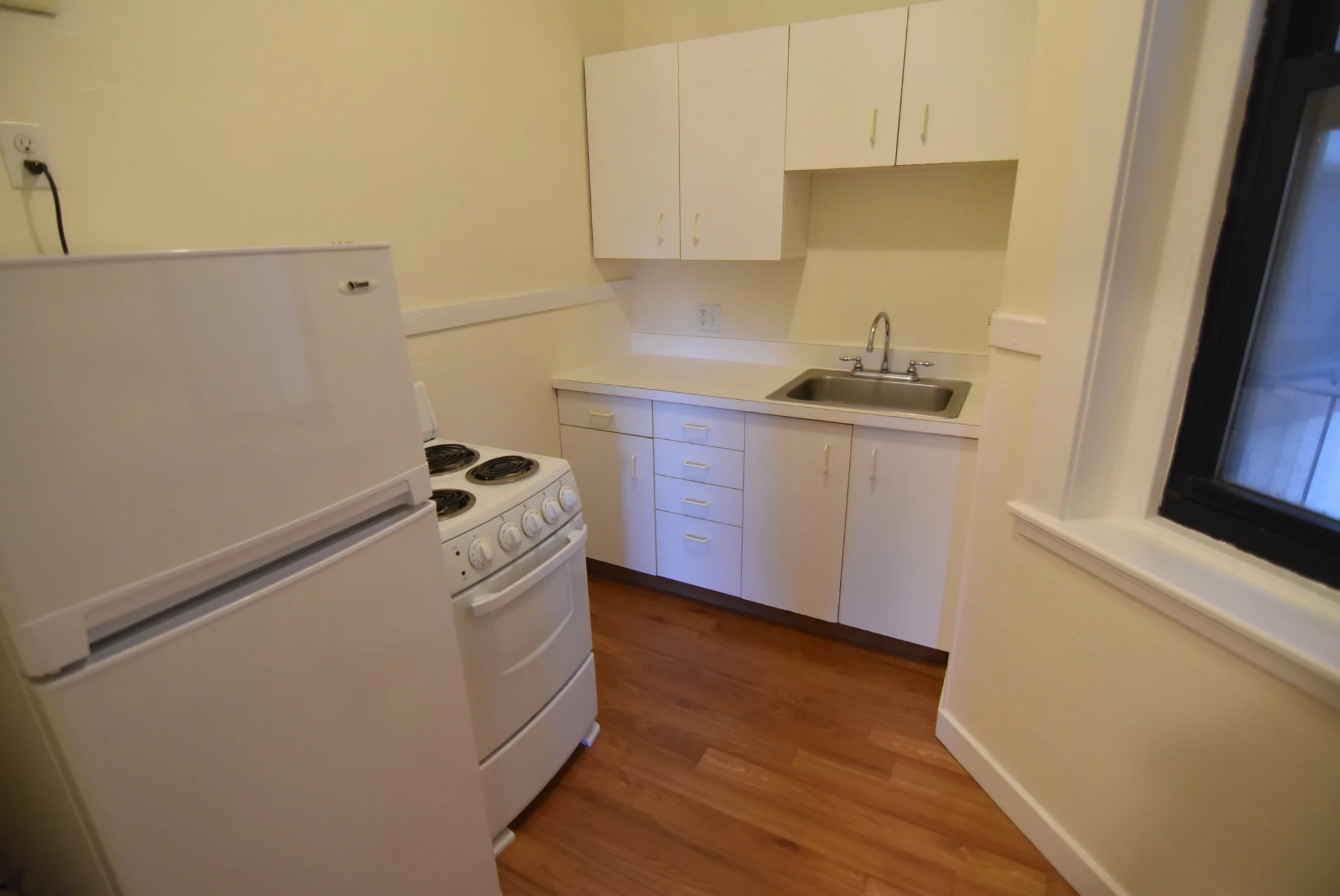 504 Beacon St, Fenway