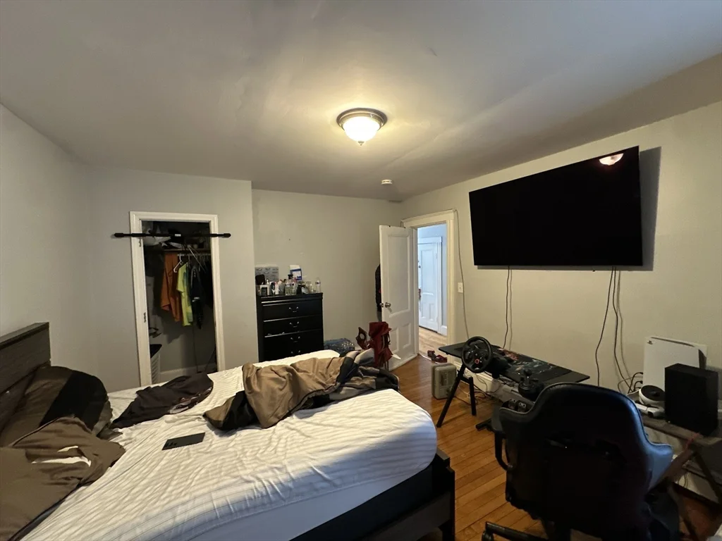 154 Vine St, Everett