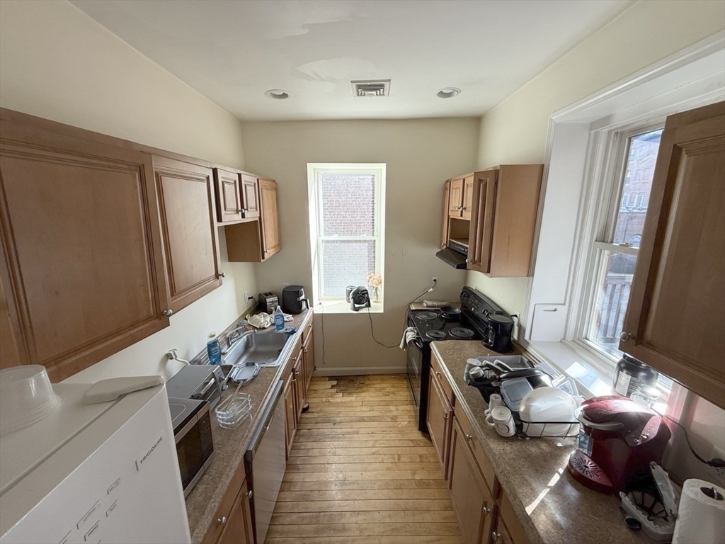 11 Vancouver St, Fenway