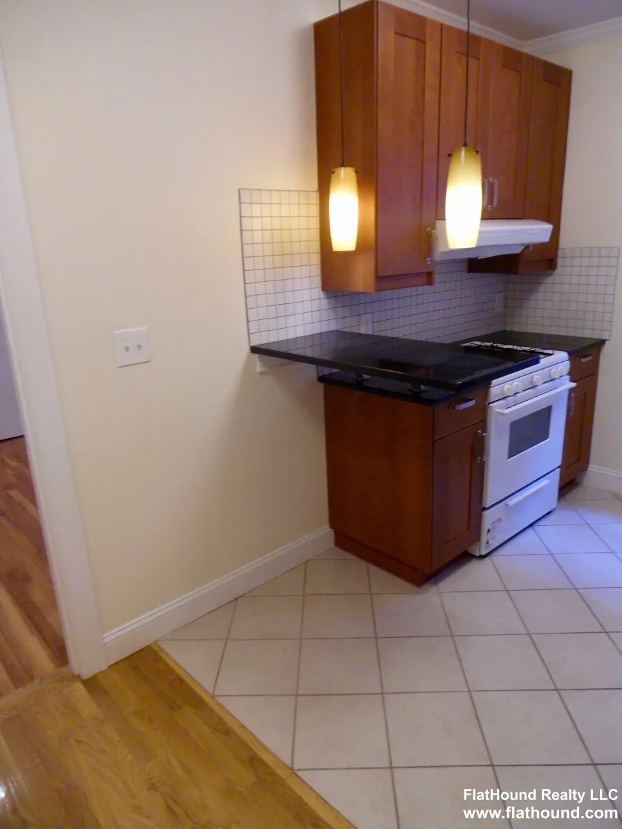 25 Queensberry St, Fenway