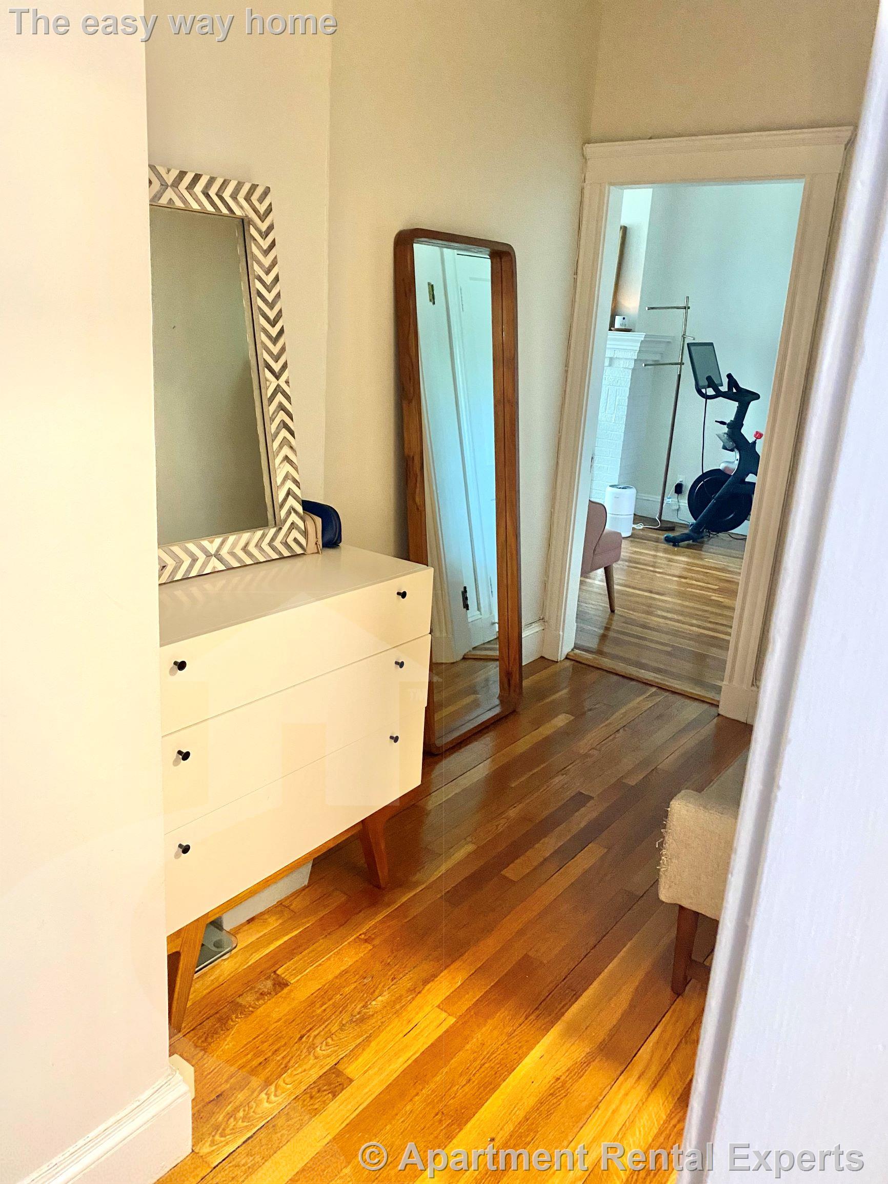 28 Langdon St, Harvard Square