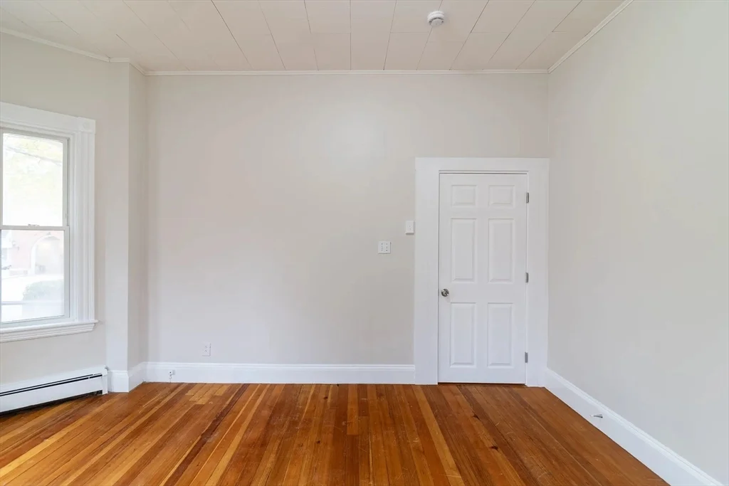 2 Sherman St, Neighborhood Nine