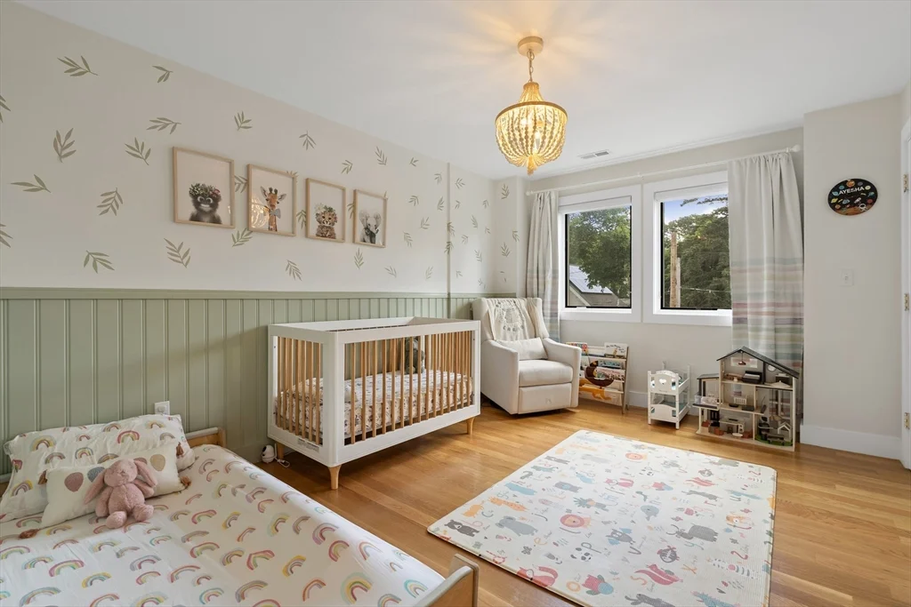 65 Lancaster Rd, Arlington