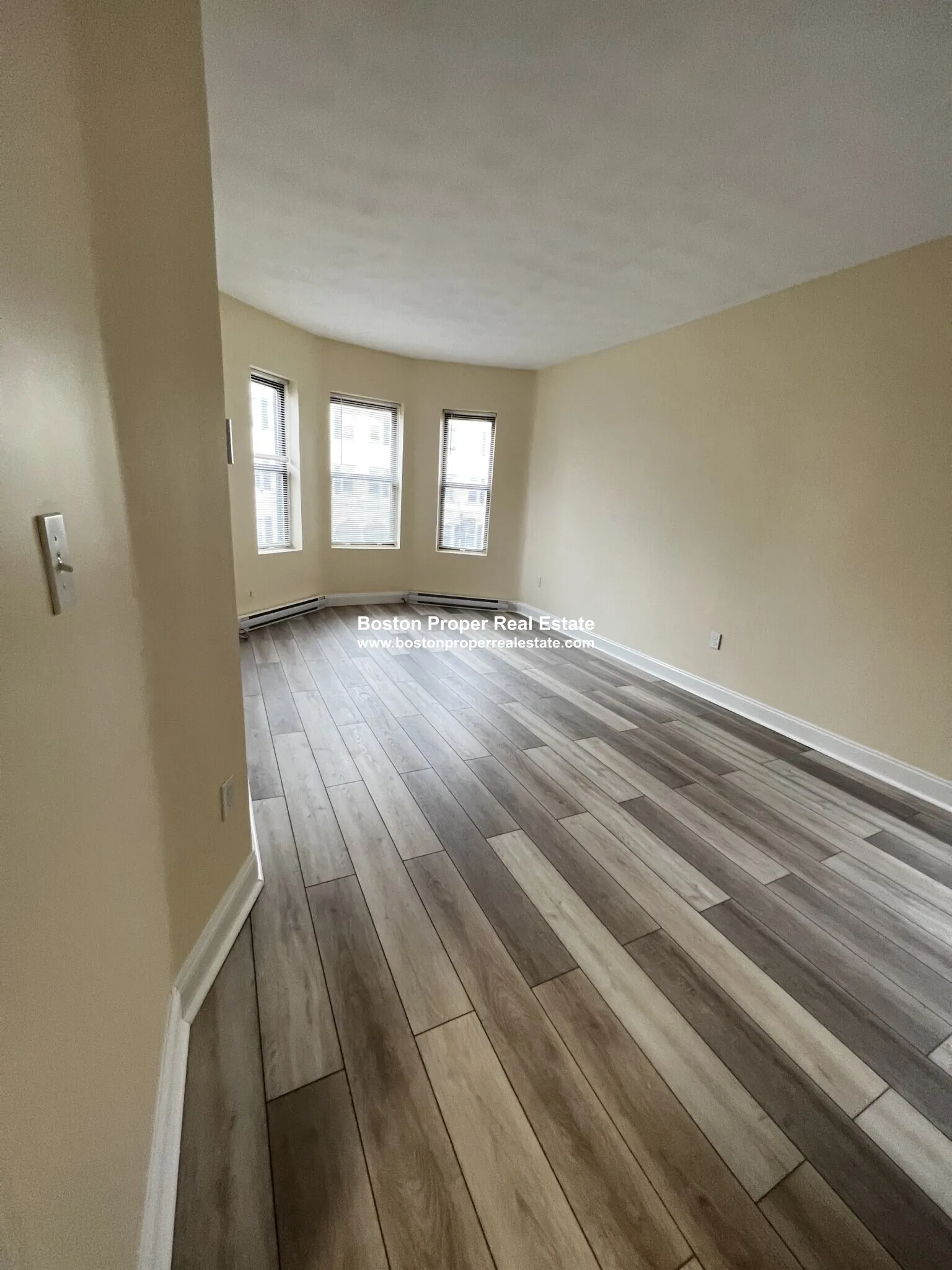 891 Huntington Ave, Mission Hill