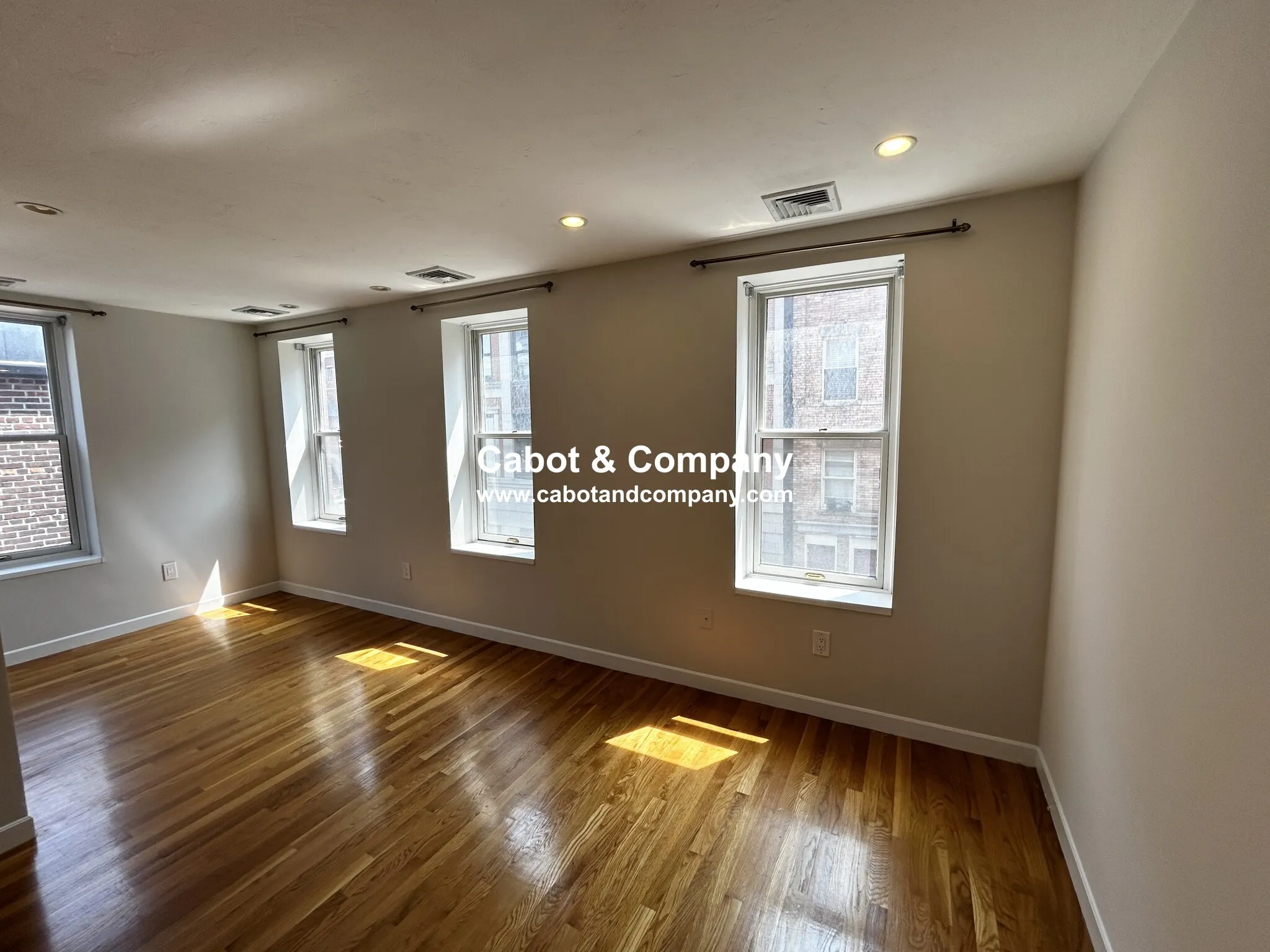 5 Grove St, Beacon Hill