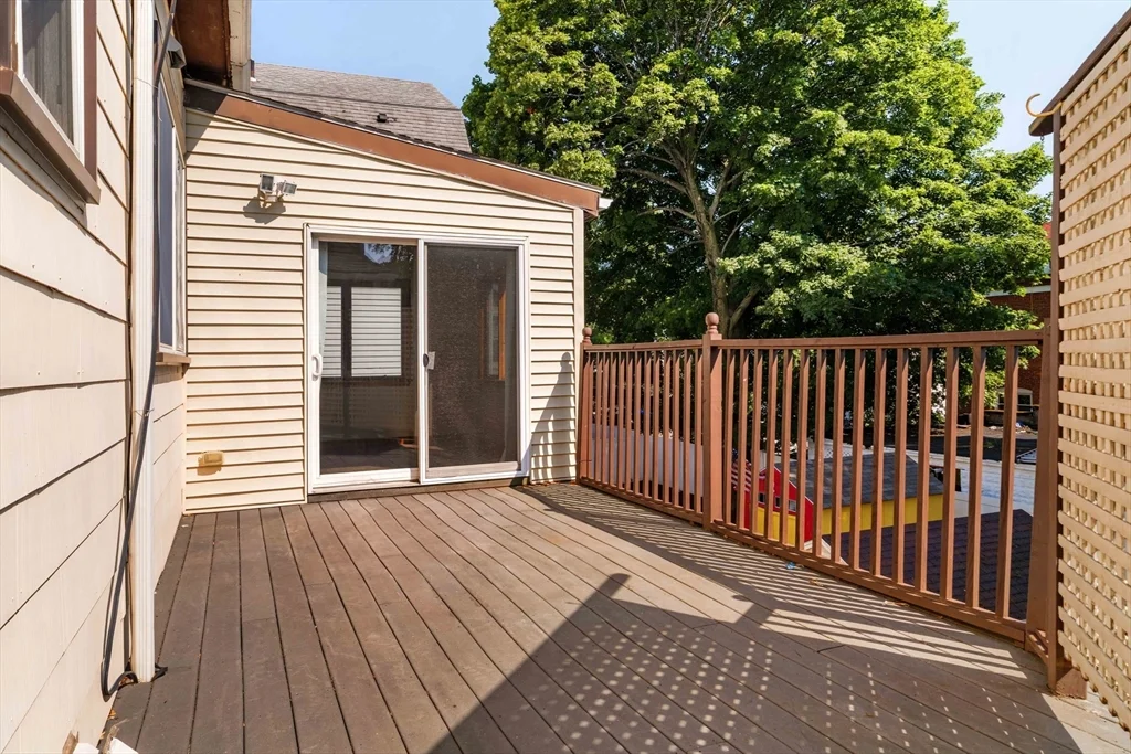 18 Newcastle Rd, Brighton