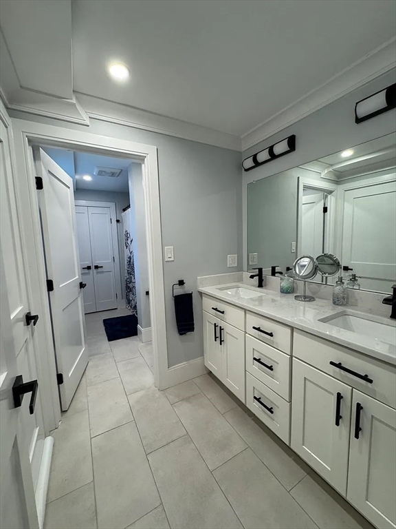 66 Calvary St, Waltham