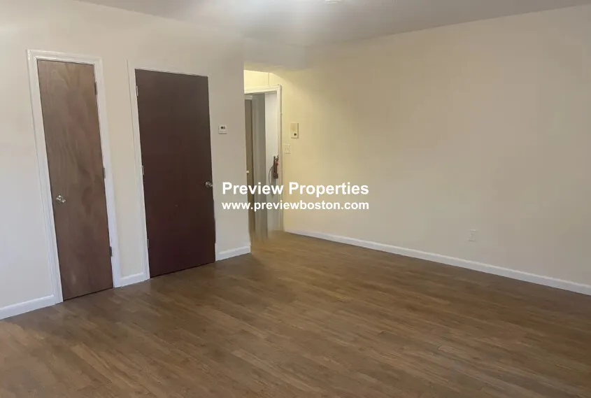 2018 Commonwealth Ave, Brighton