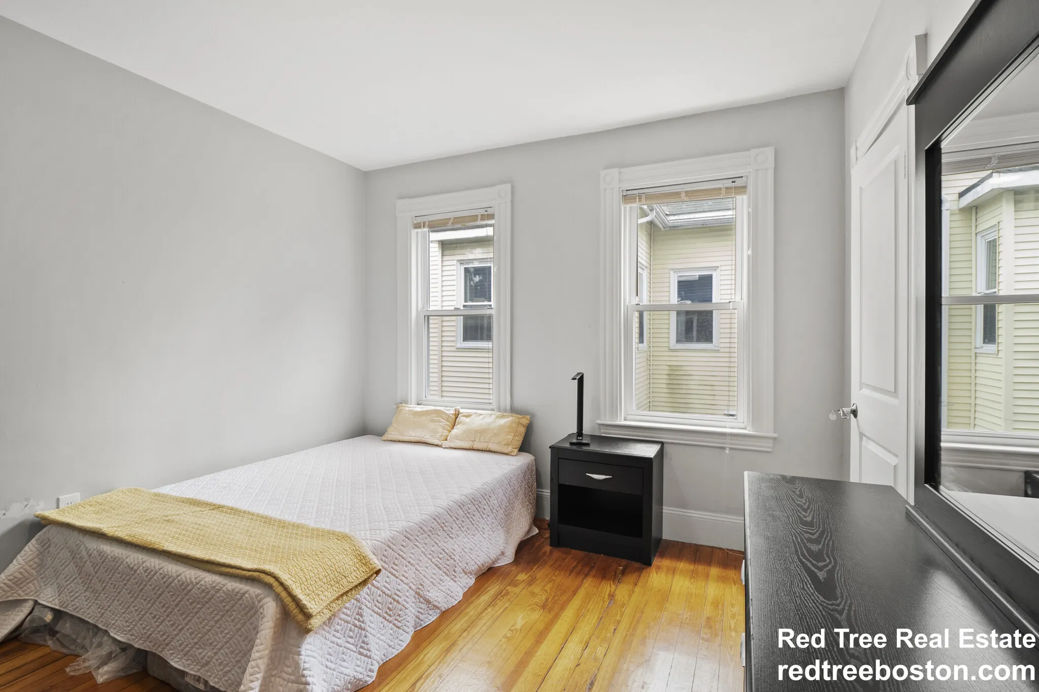 139 Adams St, South Side