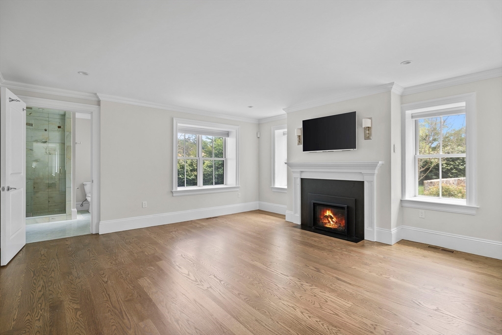 53 Heather Ln, Needham