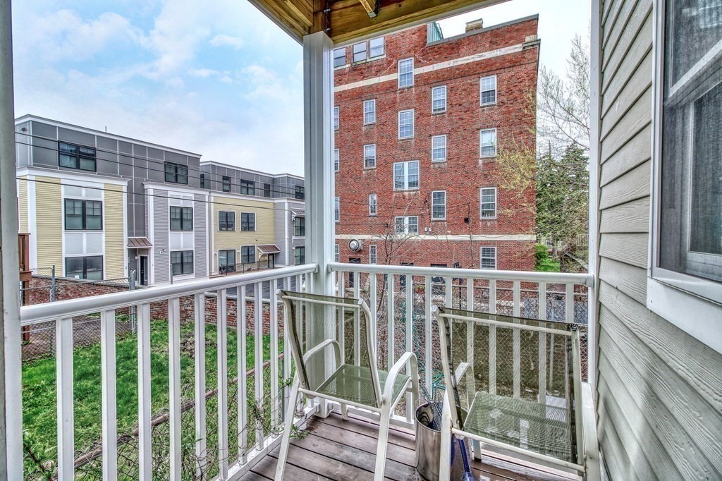 7 Loring St, South Boston