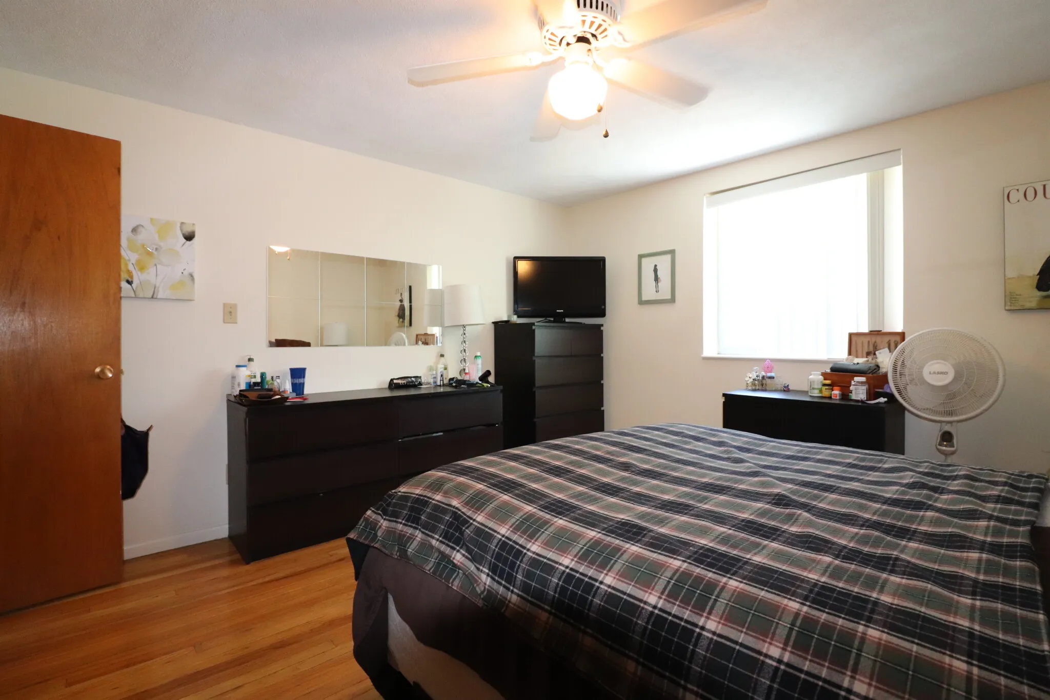 81 Green St, North Brookline