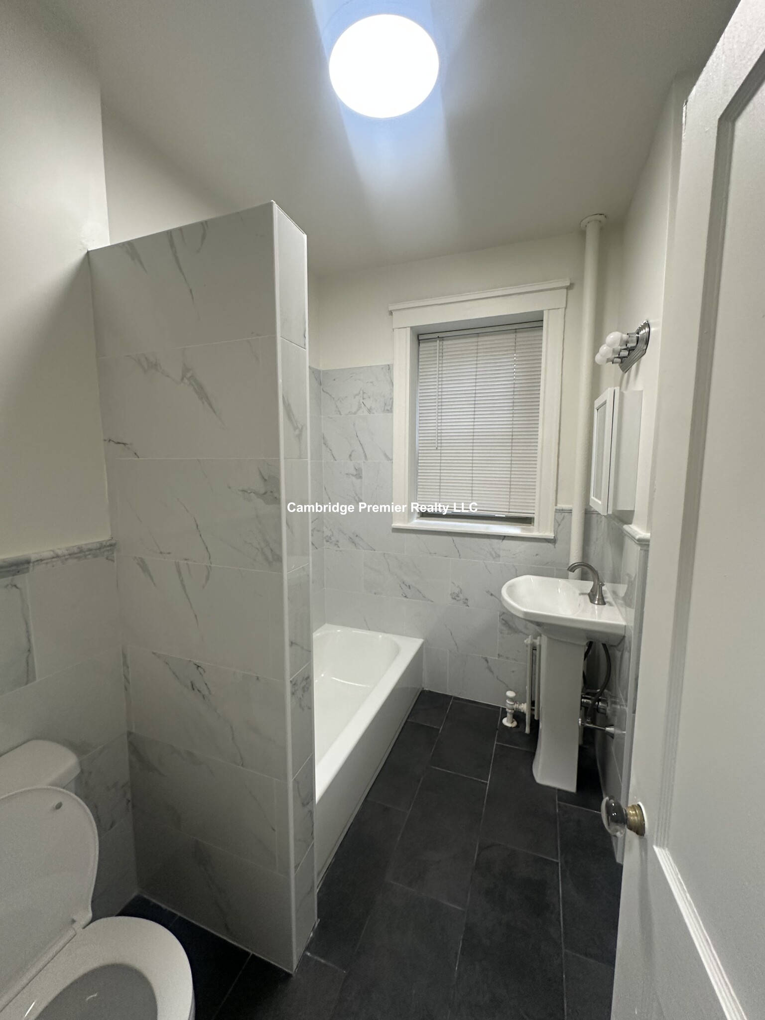 3 Concord Ave, Neighborhood Nine