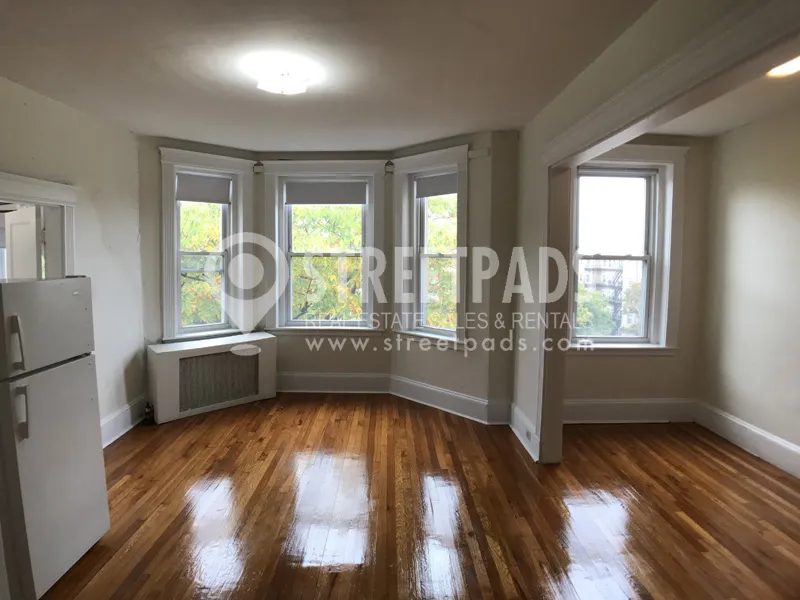 1334 Commonwealth Ave, Allston