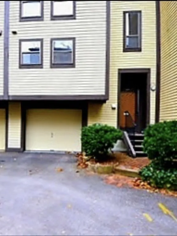 36 Irving St, Mid-Cambridge