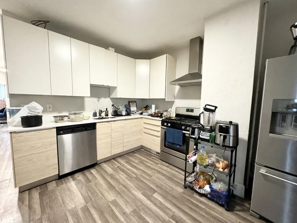 45 Crescent Ave, Dorchester