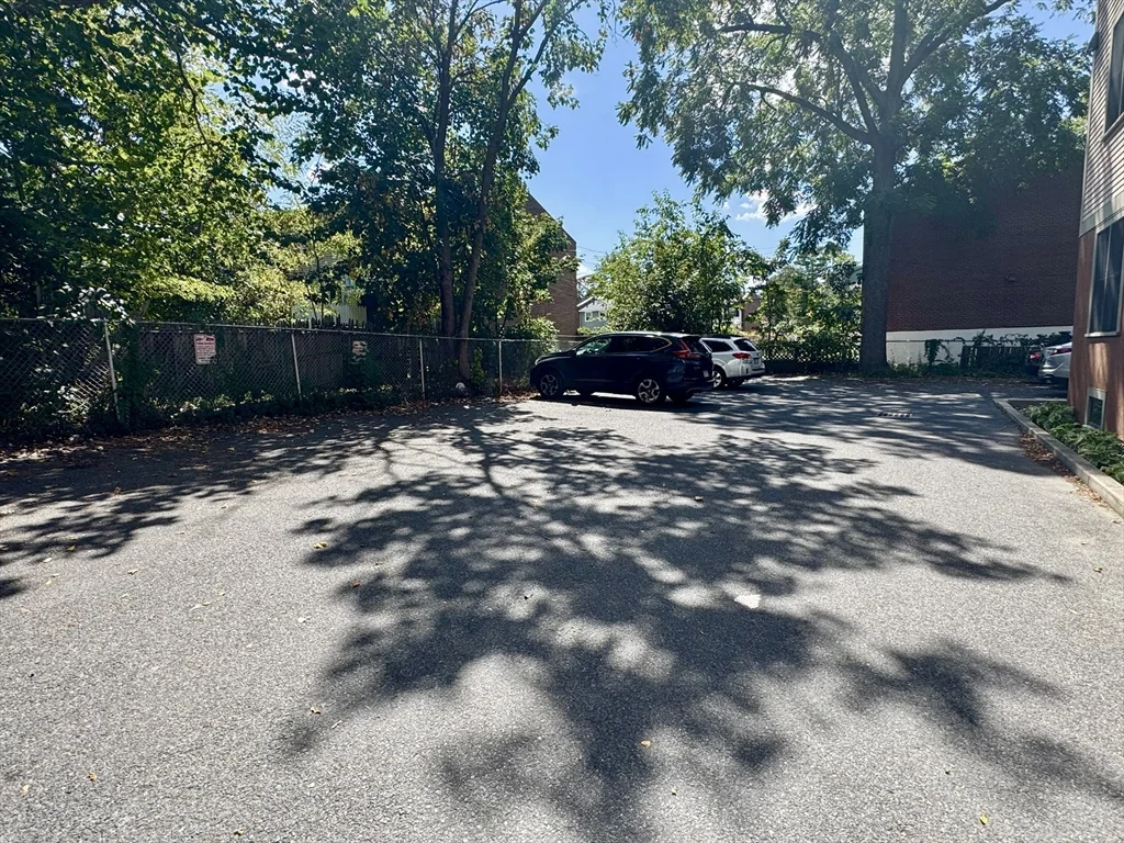 81 Westminster Ave, Roxbury