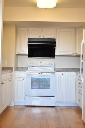 1731 Beacon St, Brookline