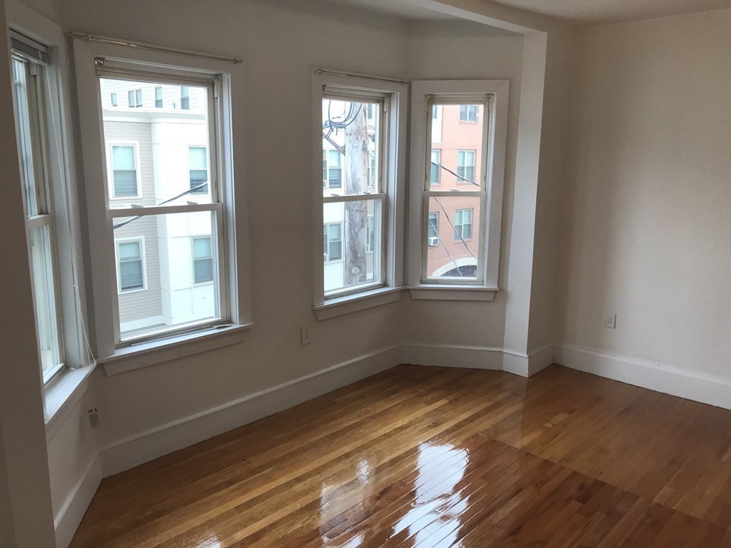 2 bed, 1 bath apartment for rent at 16 Creighton St Unit 3, Jamaica Plain — photo 2 of 13