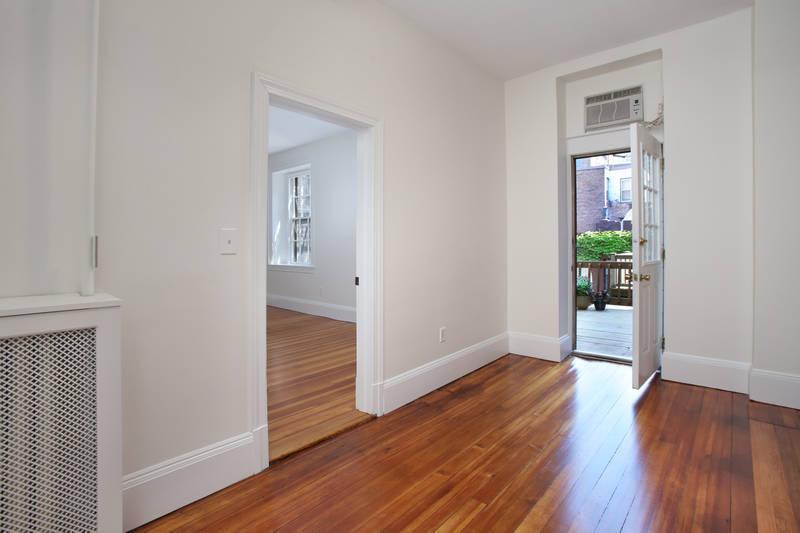 1 bed, 1 bath apartment for rent at 16 Hancock St Unit 3R, Beacon Hill — photo 3 of 11