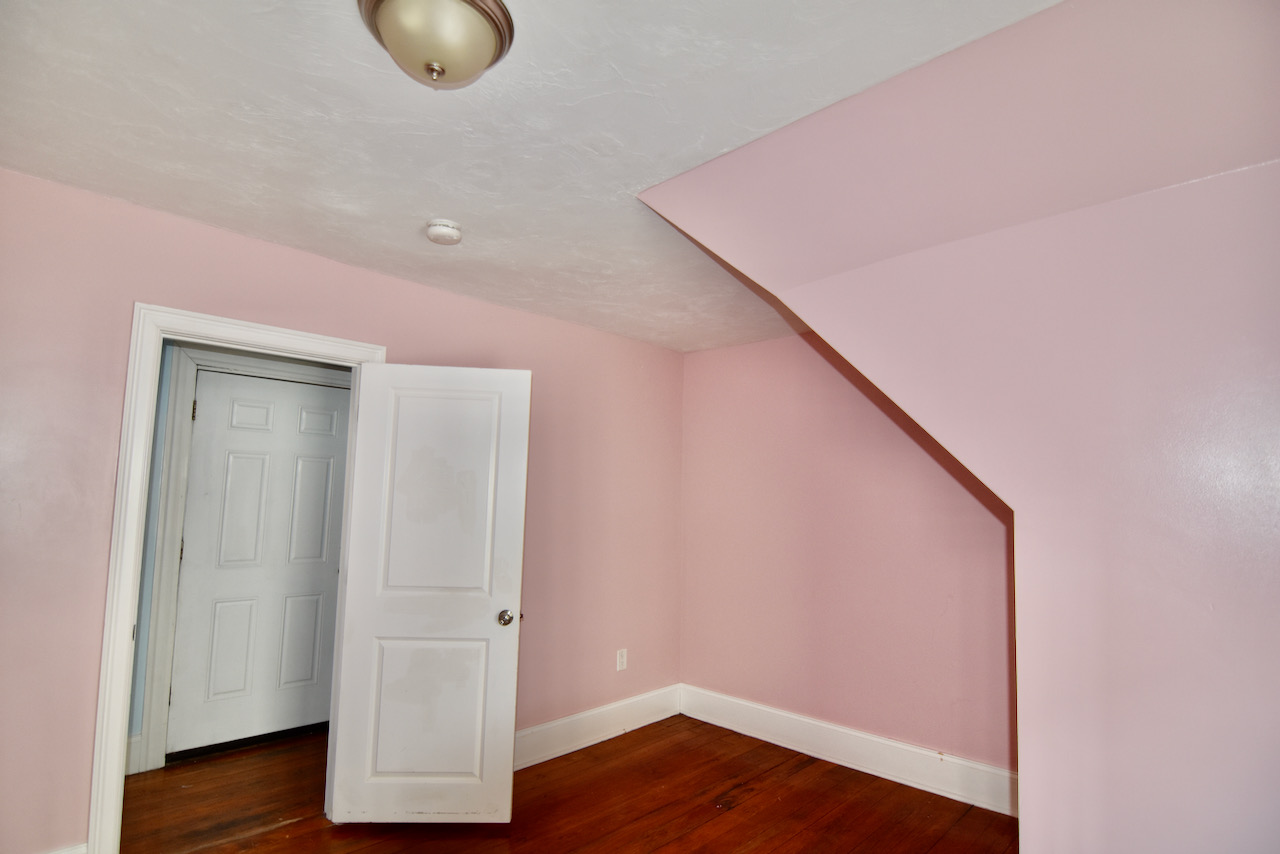 3 bed, 1 bath apartment for rent at 16 Normandy Unit 3, Dorchester — photo 8 of 12