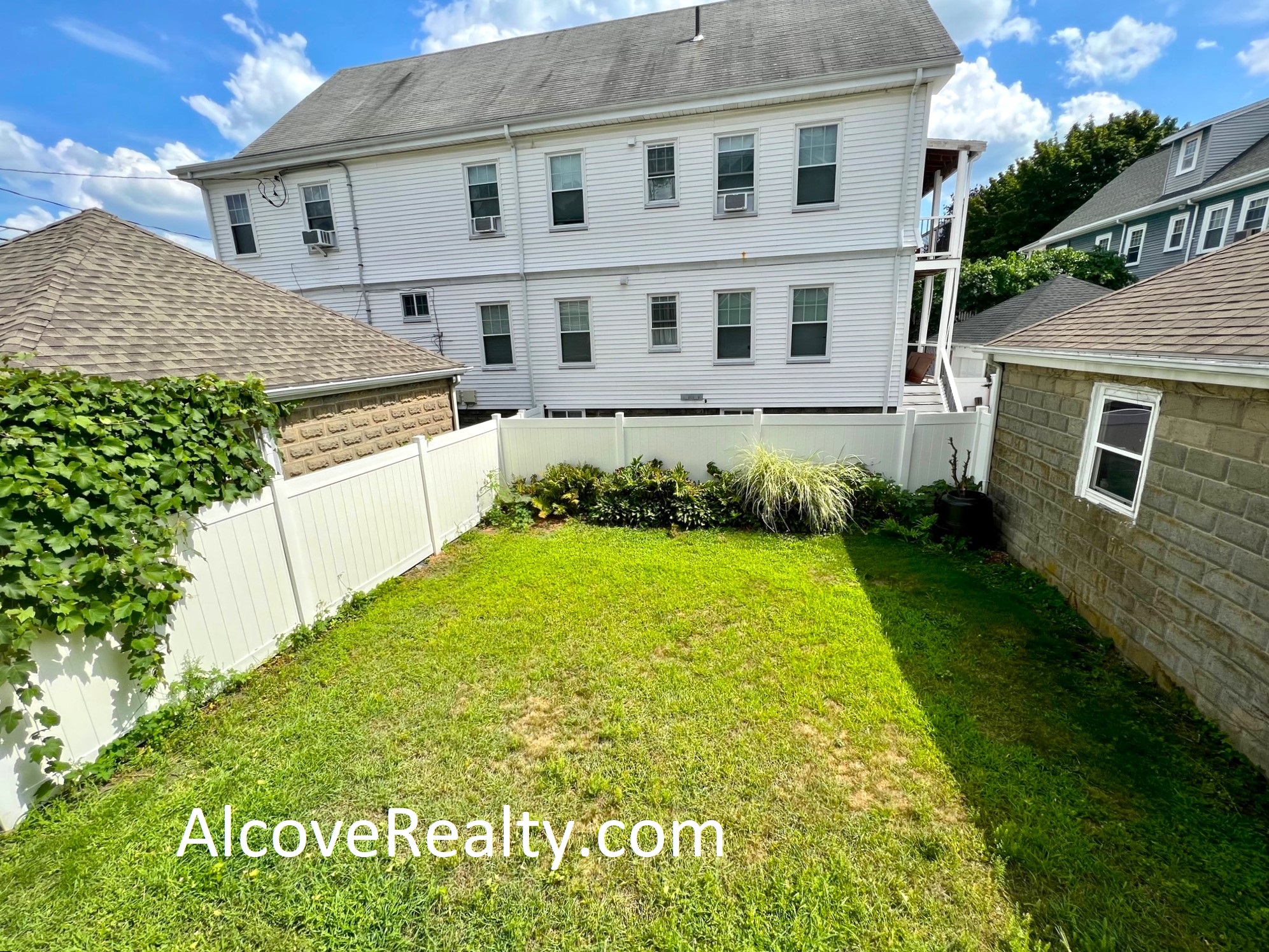 2 bed, 1 bath apartment for rent at 80 Melrose St Unit 1, Arlington — photo 13 of 14